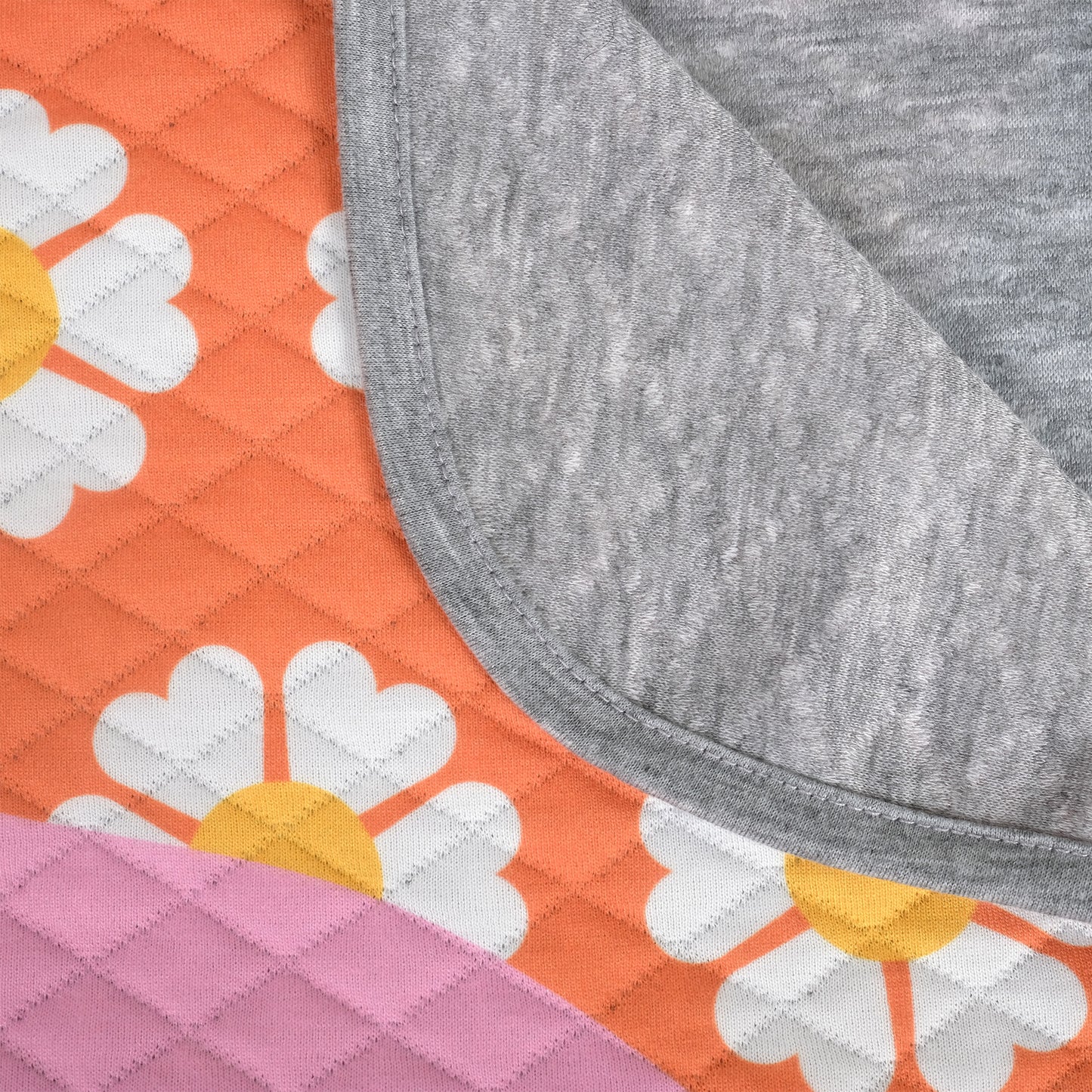 Maison Elmesa On The Go Blanket Pattern Series -  Daisybea