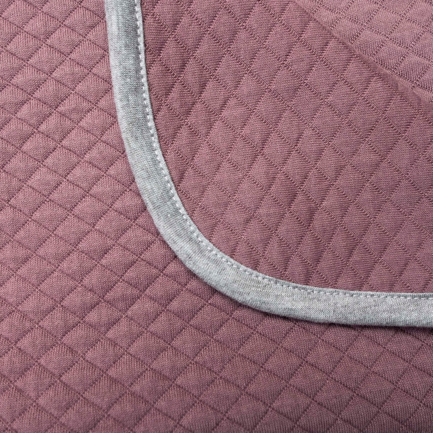 Maison Elmesa On-The-Go Blanket - Pink Coral Texture